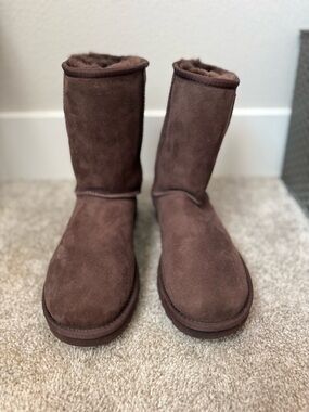 UGG Women's Classic Mid-Calf Boots in Brown